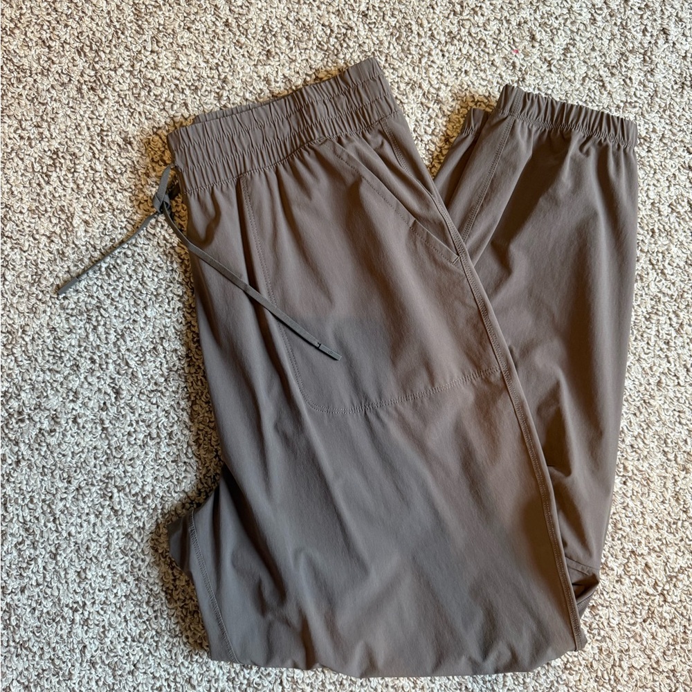 Women’s NUUDS brown joggers